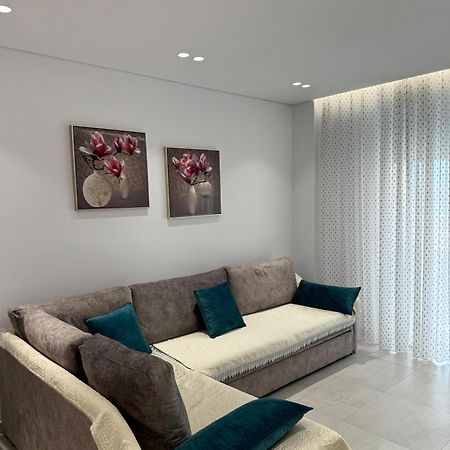 Alpha Lux Apartment Sarandë Exterior foto